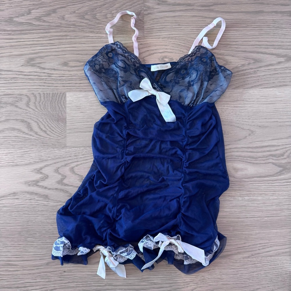 💙 NWOT Flora Nikrooz Chemise 💙